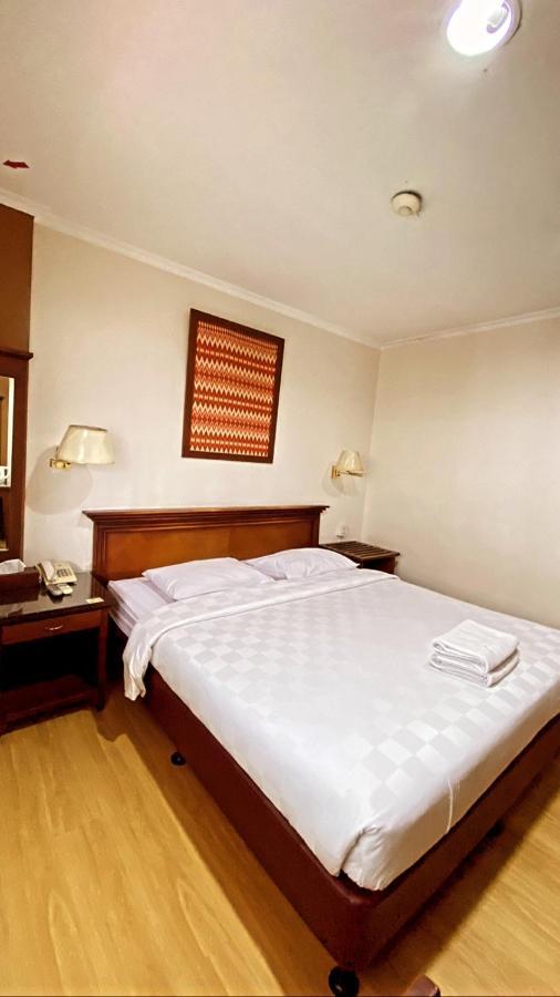 Cipta Hotel Wahid Hasyim Jacarta Exterior foto