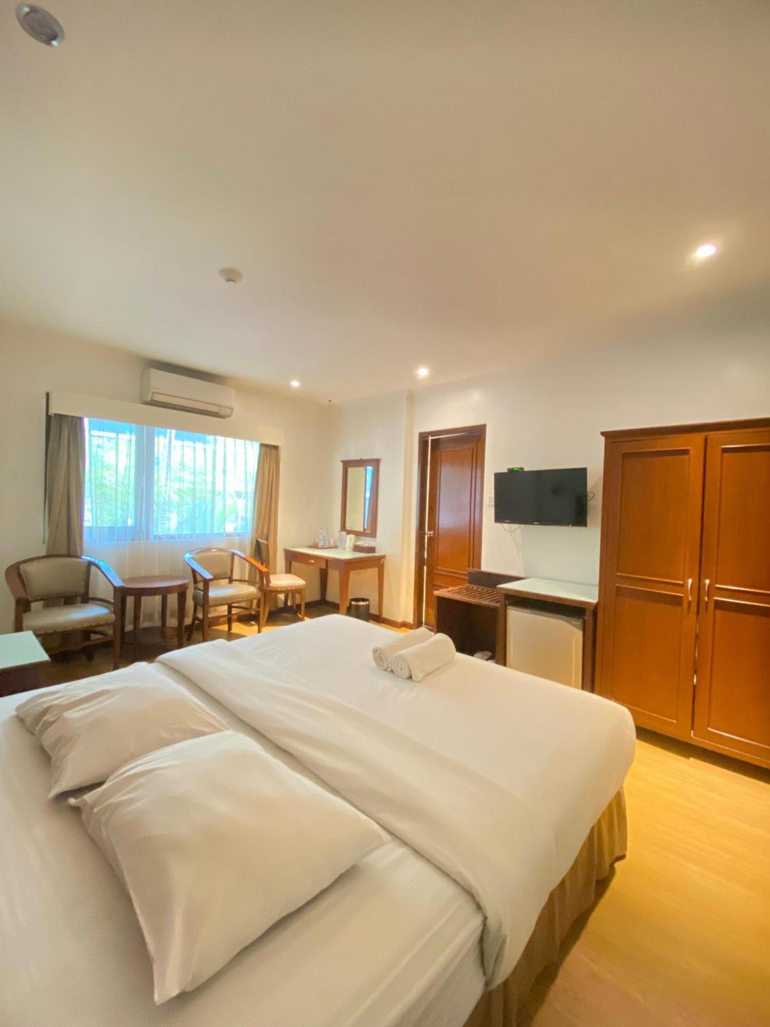 Cipta Hotel Wahid Hasyim Jacarta Exterior foto