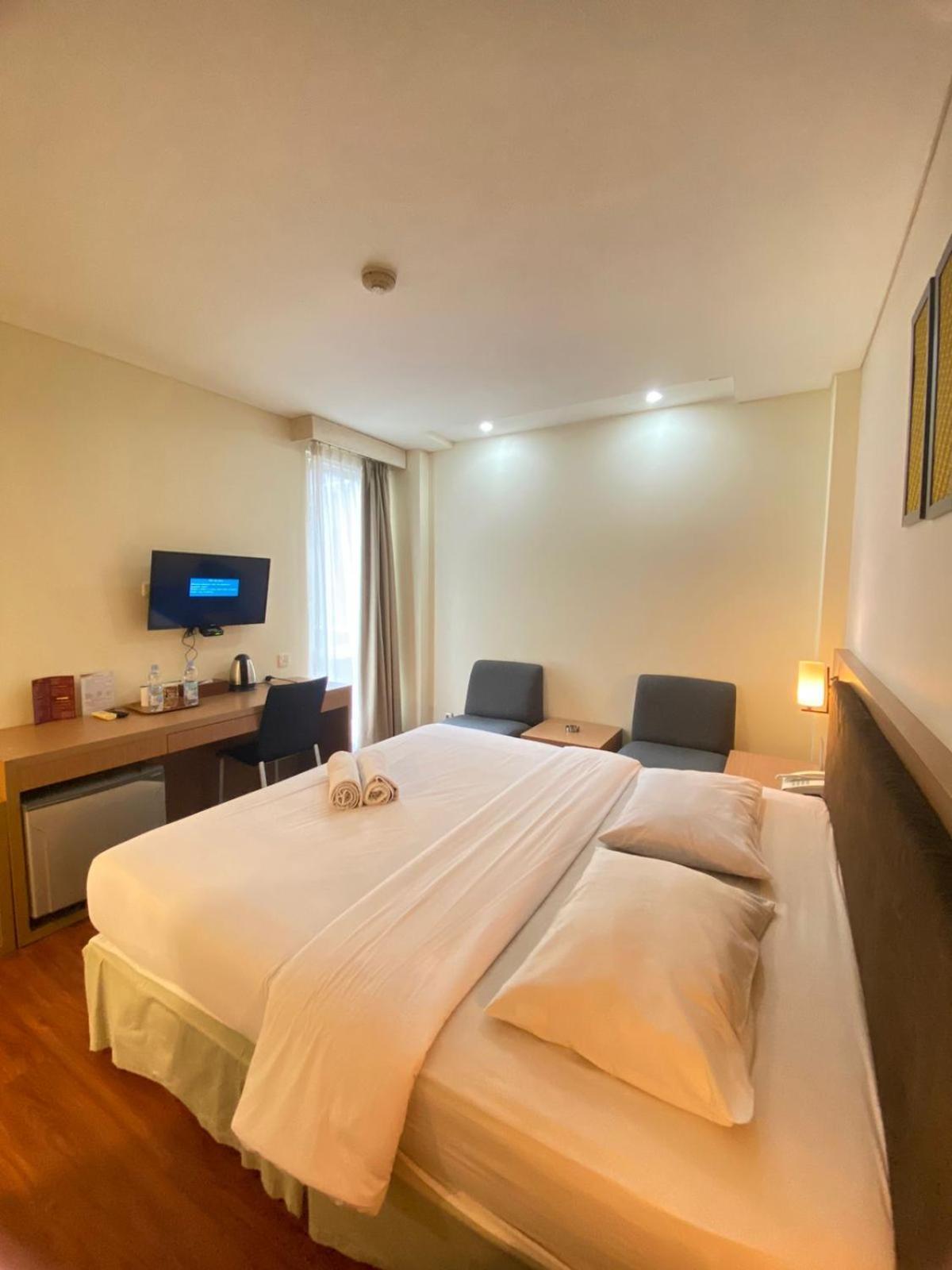 Cipta Hotel Wahid Hasyim Jacarta Exterior foto
