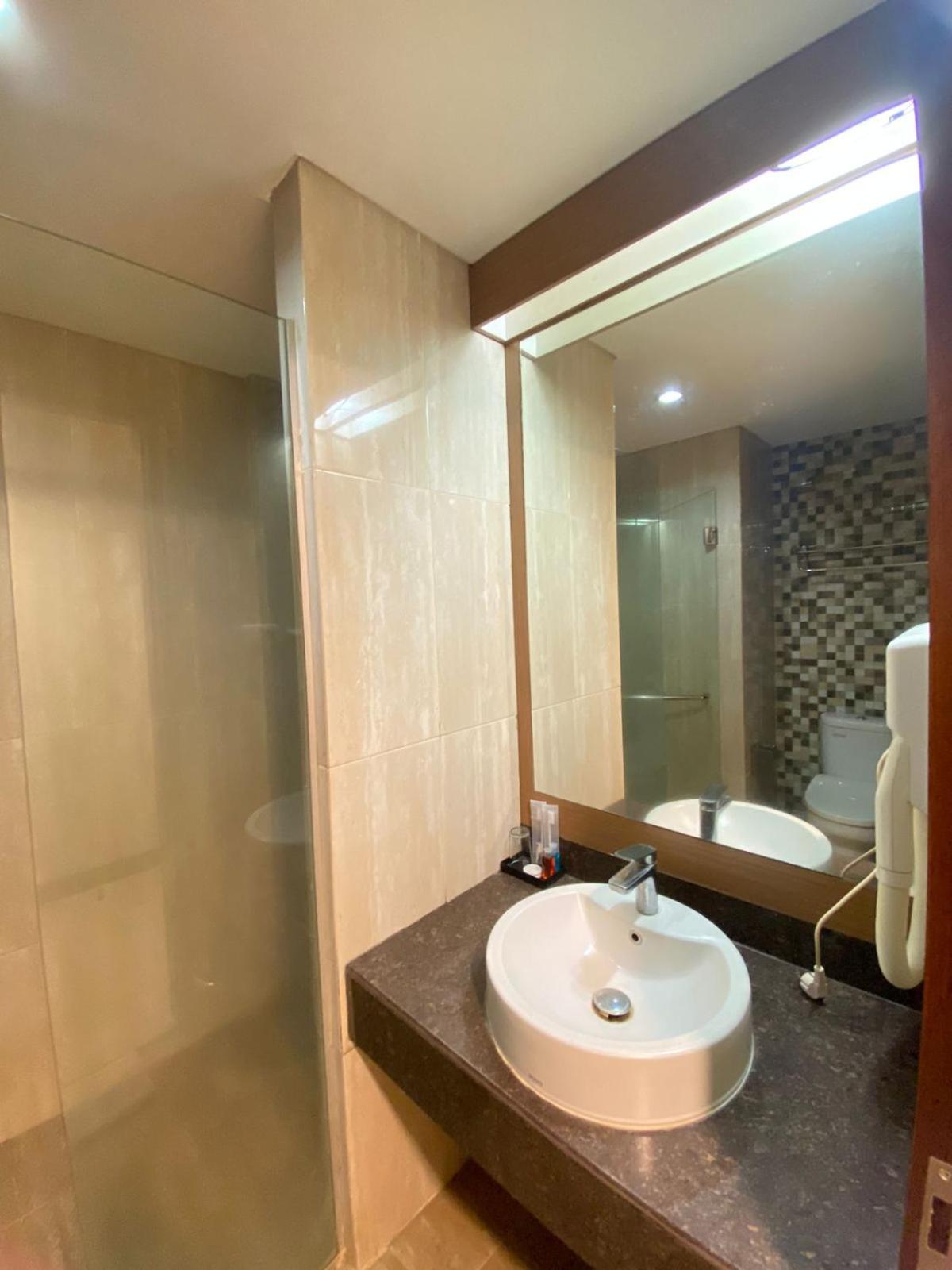 Cipta Hotel Wahid Hasyim Jacarta Exterior foto