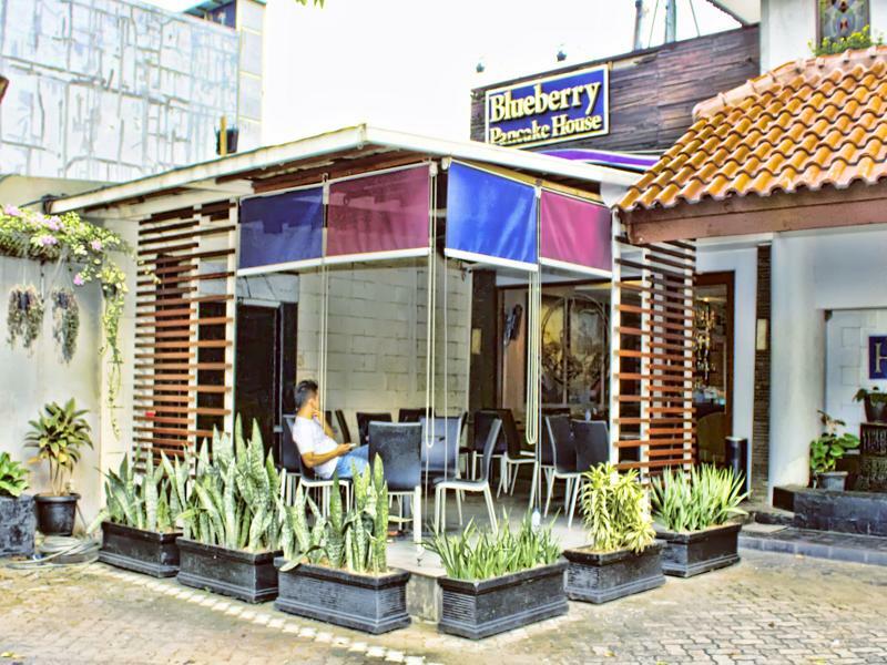 Cipta Hotel Wahid Hasyim Jacarta Exterior foto
